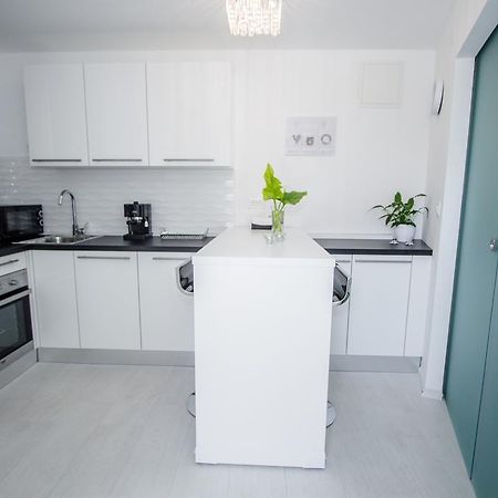 Luxury Studio Apartment White Sensation Vodice Exterior photo