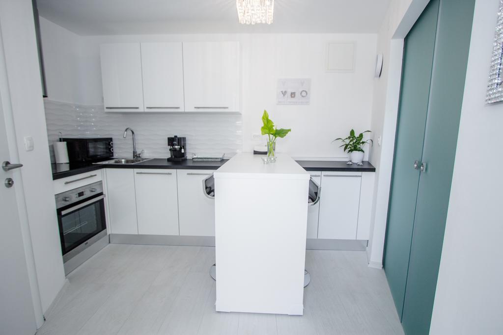 Luxury Studio Apartment White Sensation Vodice Exterior photo